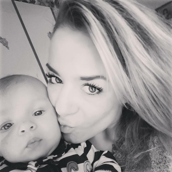 Meet your Posher, Catherine - Picture 1 of 4